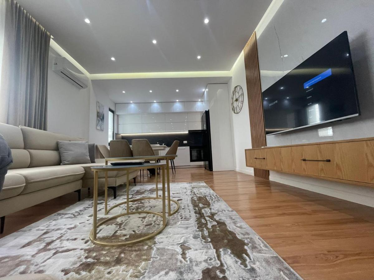 Lux Apartment At Arlis تيرانا المظهر الخارجي الصورة