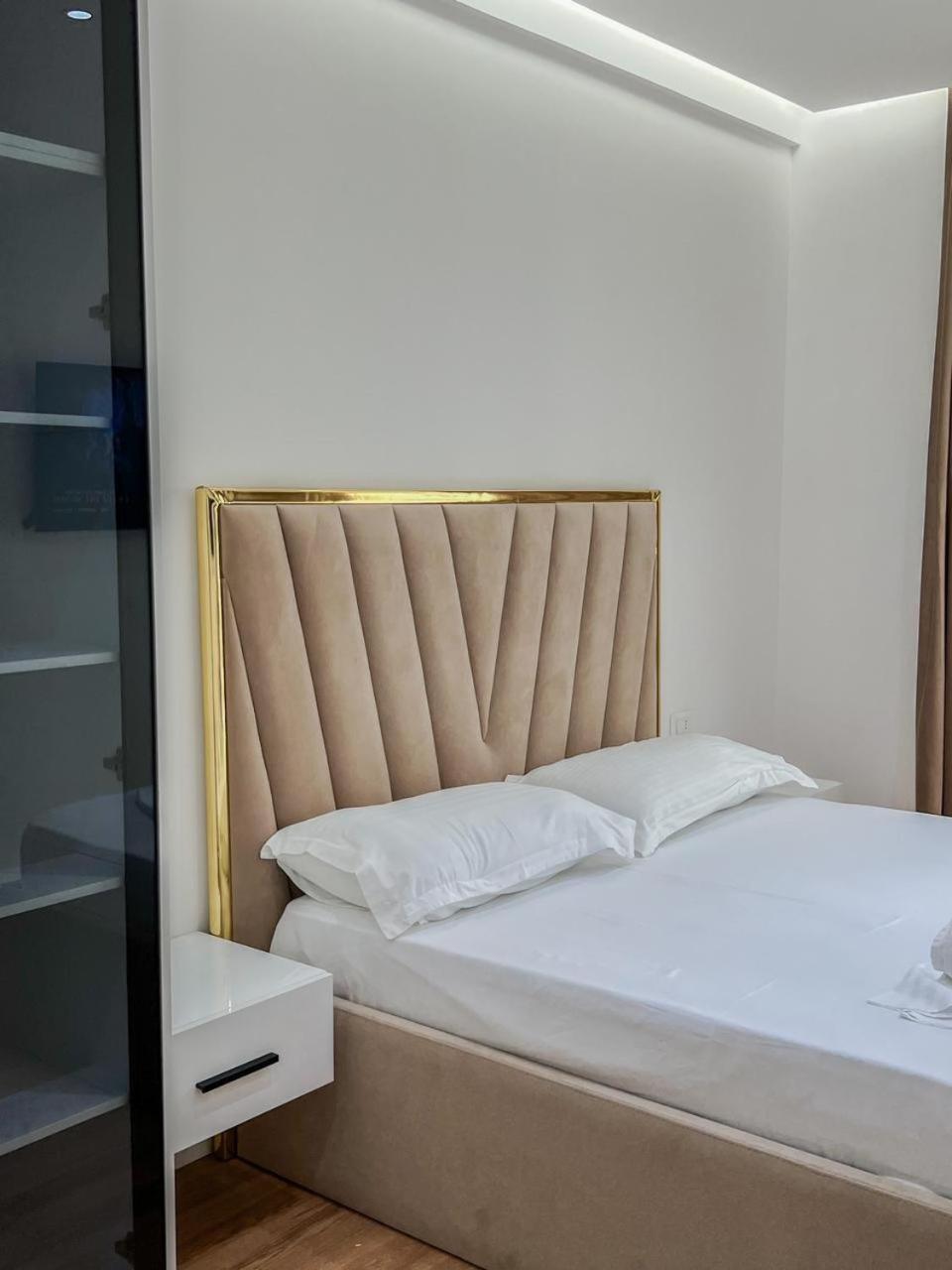 Lux Apartment At Arlis تيرانا المظهر الخارجي الصورة