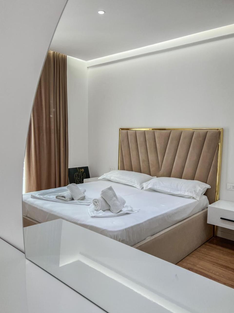 Lux Apartment At Arlis تيرانا المظهر الخارجي الصورة