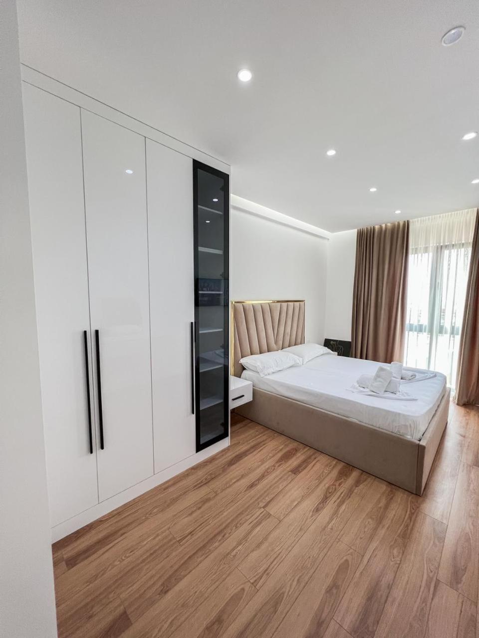 Lux Apartment At Arlis تيرانا المظهر الخارجي الصورة